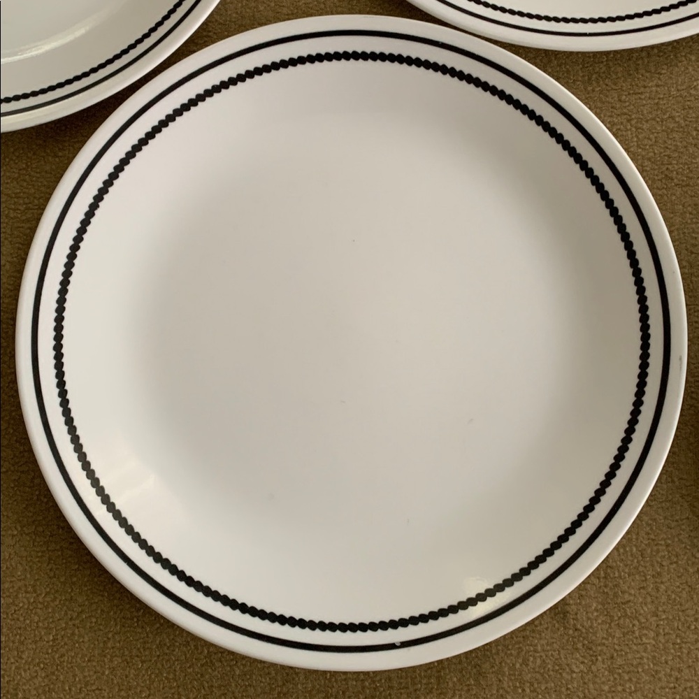 Corelle Brilliant Beaded Black 3 each large dinner plate & bread/dessert plates - Picture 6 of 13